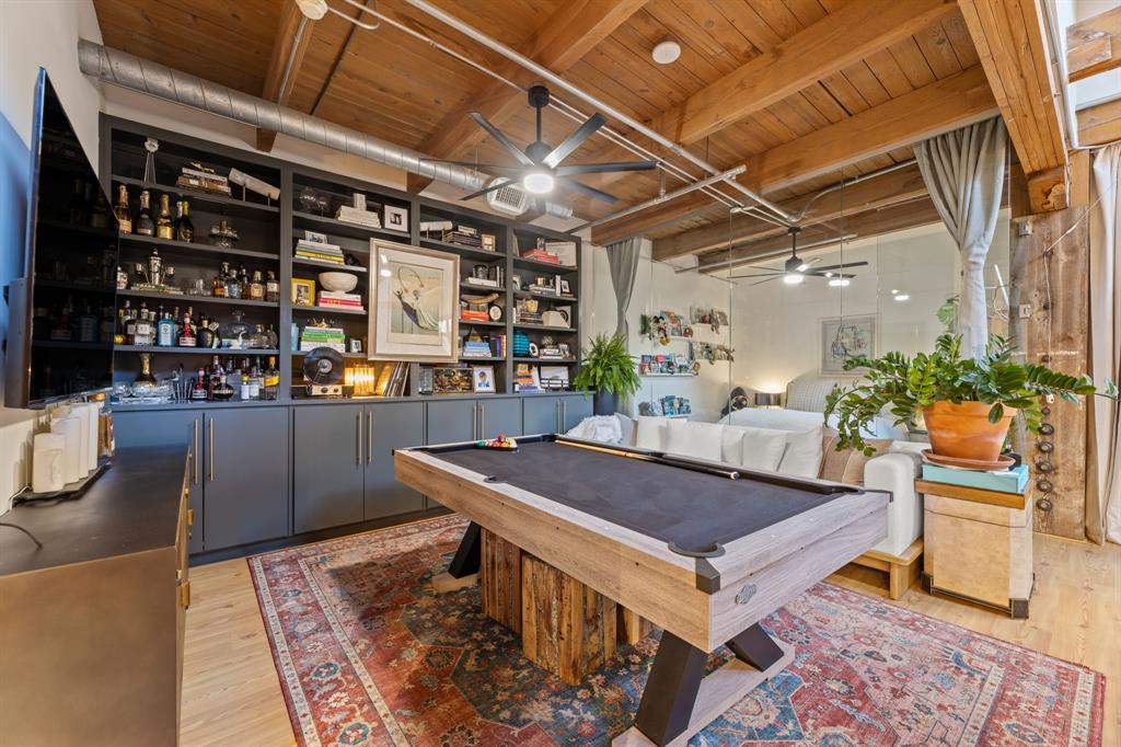 Elm Place Residences - Residential