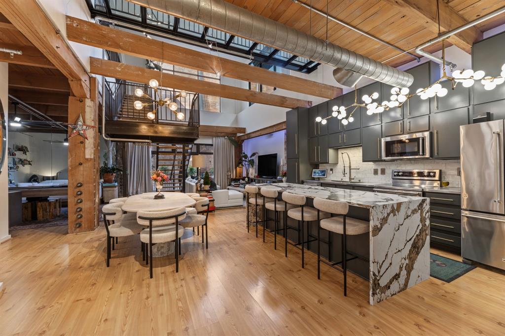 Elm Place Residences - Residential