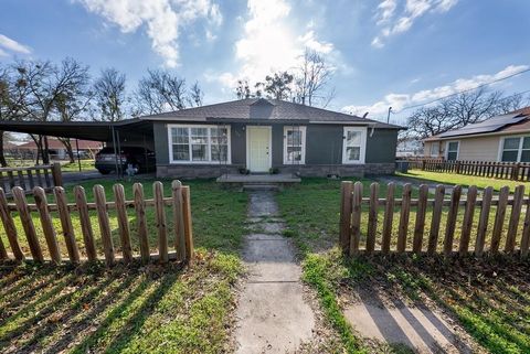 662 N Barton Street Stephenville TX 76401