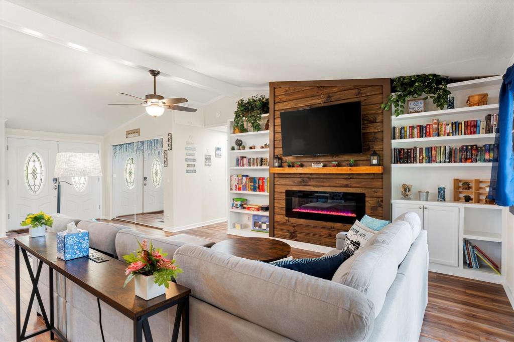 Oakridge Shores - Residential