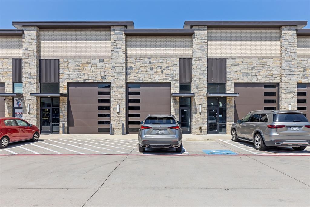 2601 E State Highway 121 112