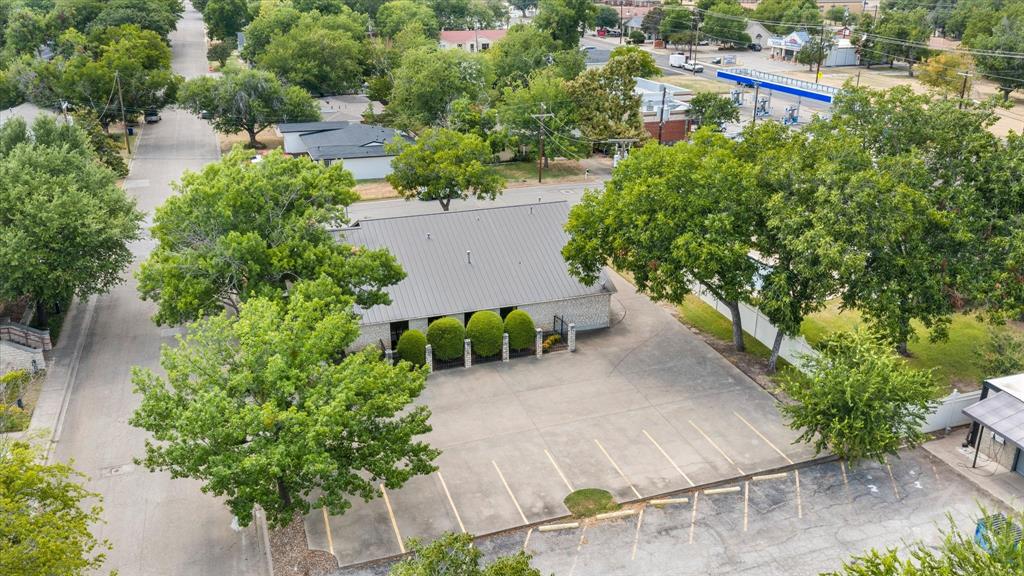 310 W Bluff Street