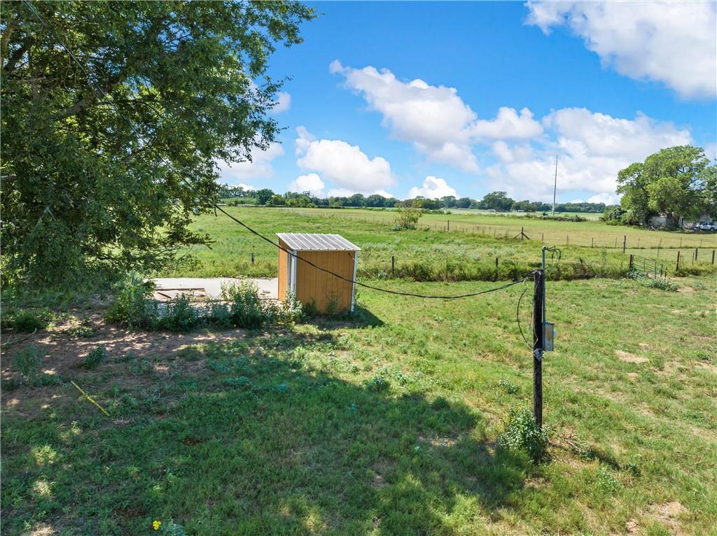 Tomas De La Vega - Residential