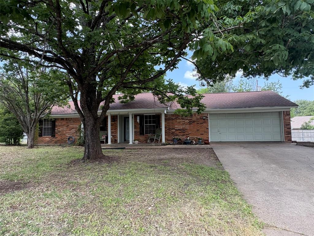 7113 Oxford Drive