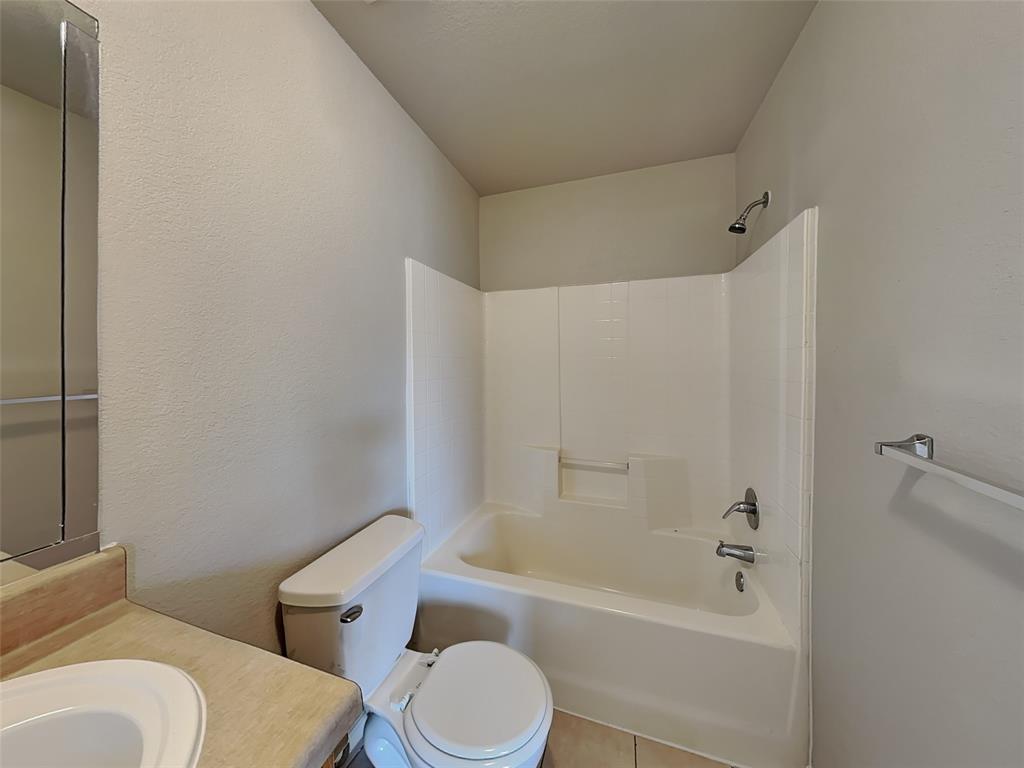 Old Granbury Estates - Residential Lease