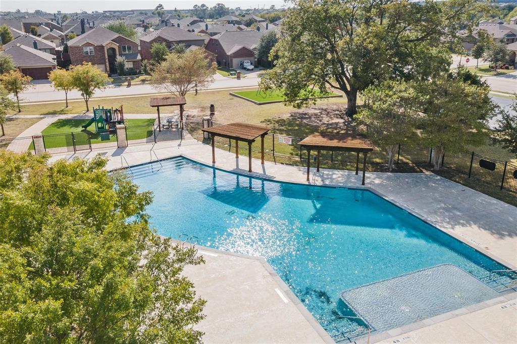 Cross Oak Ranch Ph 3 Tr - Residential