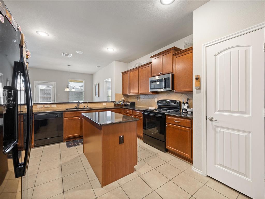 Cross Oak Ranch Ph 3 Tr - Residential