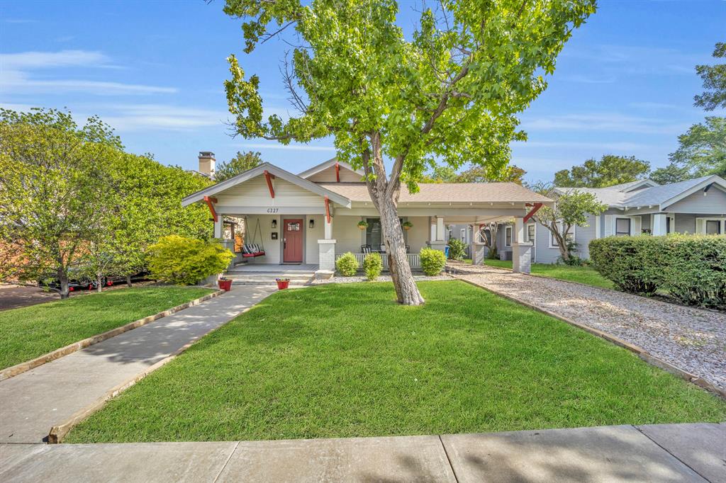 6227 Lakeshore Drive