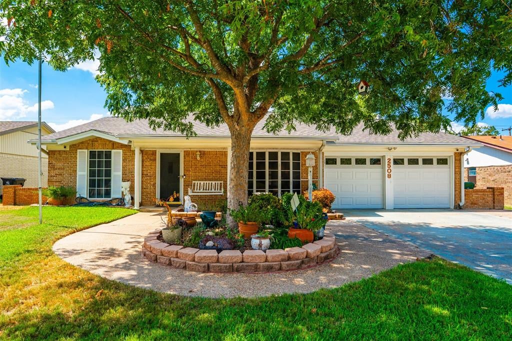 2508 Bent Tree Lane