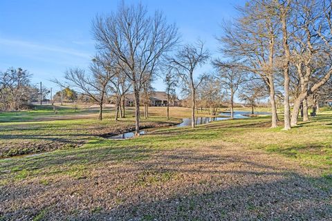 A home in Waxahachie