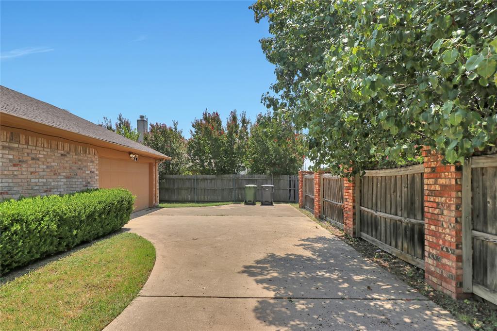 2416 Garden Park Court