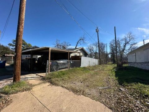 1638 Stoneman Street Dallas TX 75215