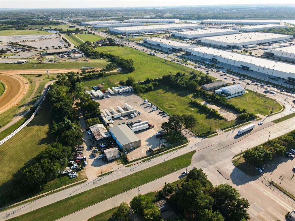 PERRY LINNEY ABST 778 - Commercial Sale