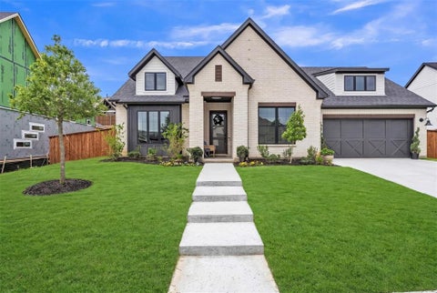 Photo of 900 Brookwood Boulevard, Haslet, TX 76052 (MLS # 21389138)