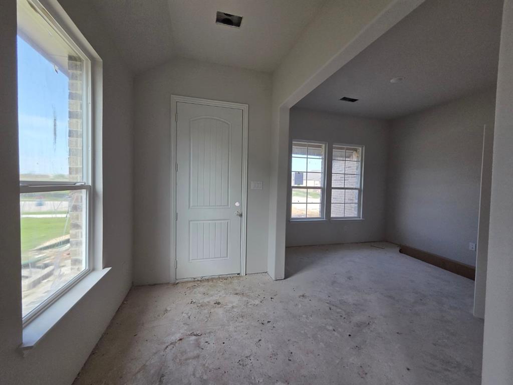 815 Silverleaf Drive