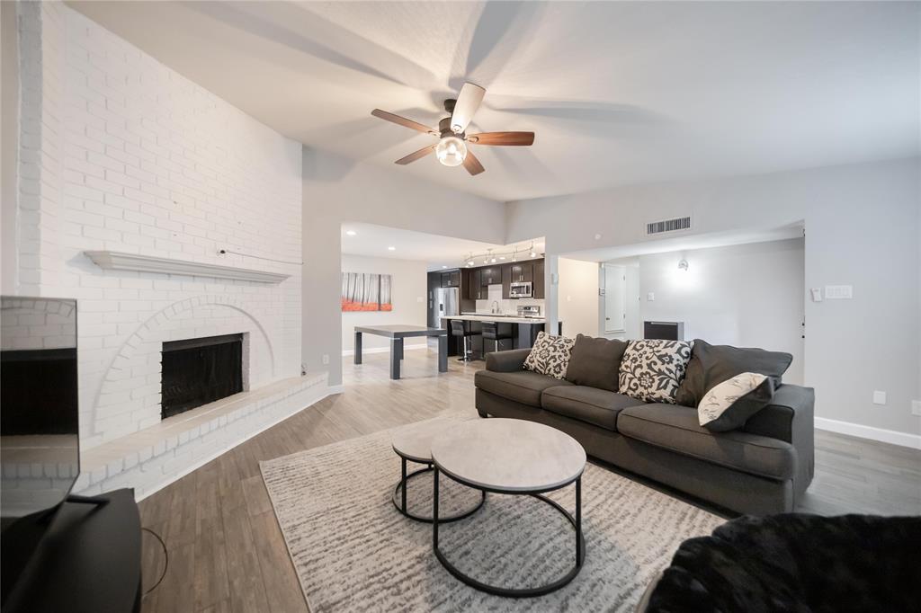 1433 Coffeyville Trail