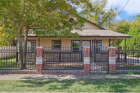 A home in Cleburne