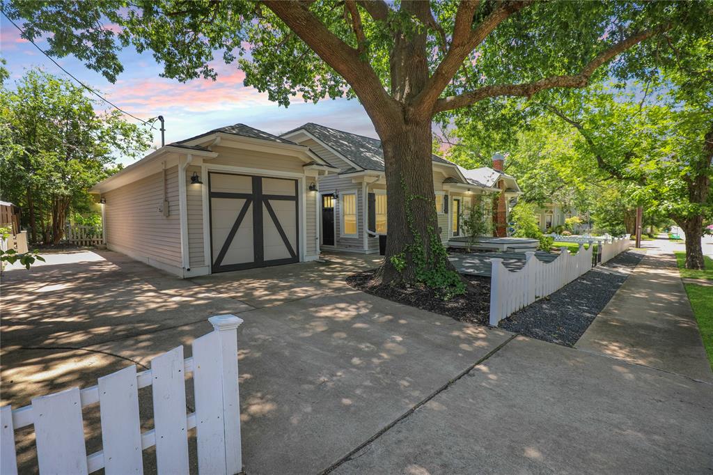 314 N Bradley Street