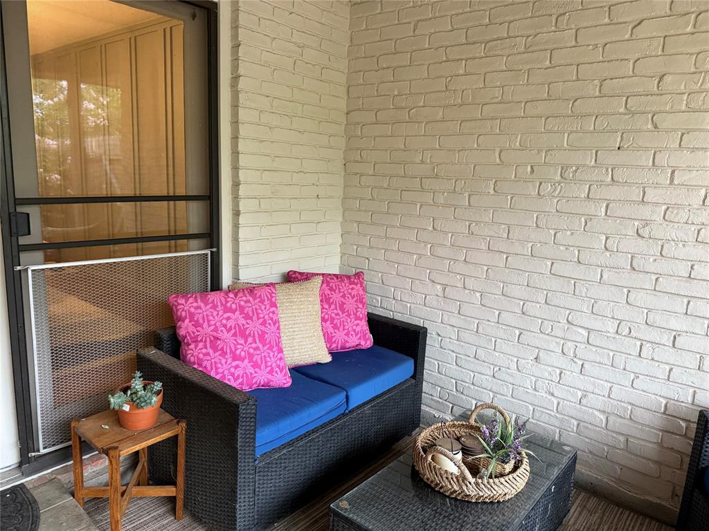 S & B N - Residential