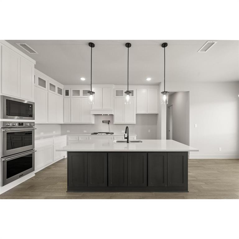 Broadmoor Estates - Residential