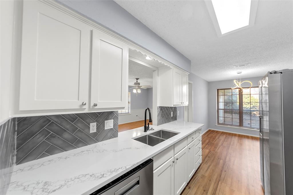 2827 Cross Timbers Drive