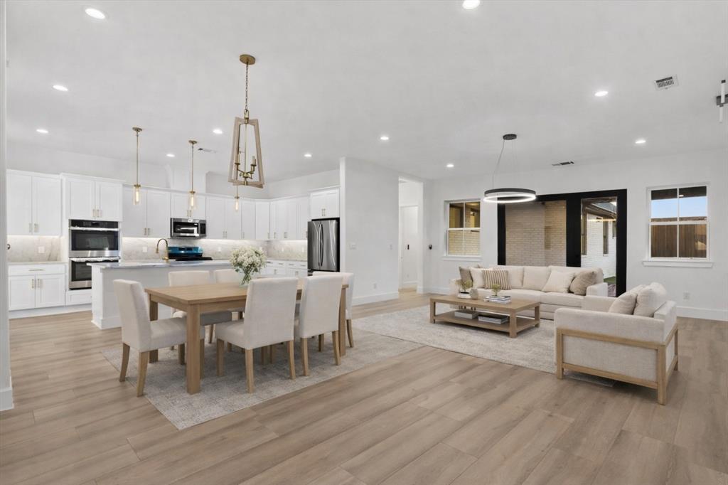 2703 Stonecrest Drive