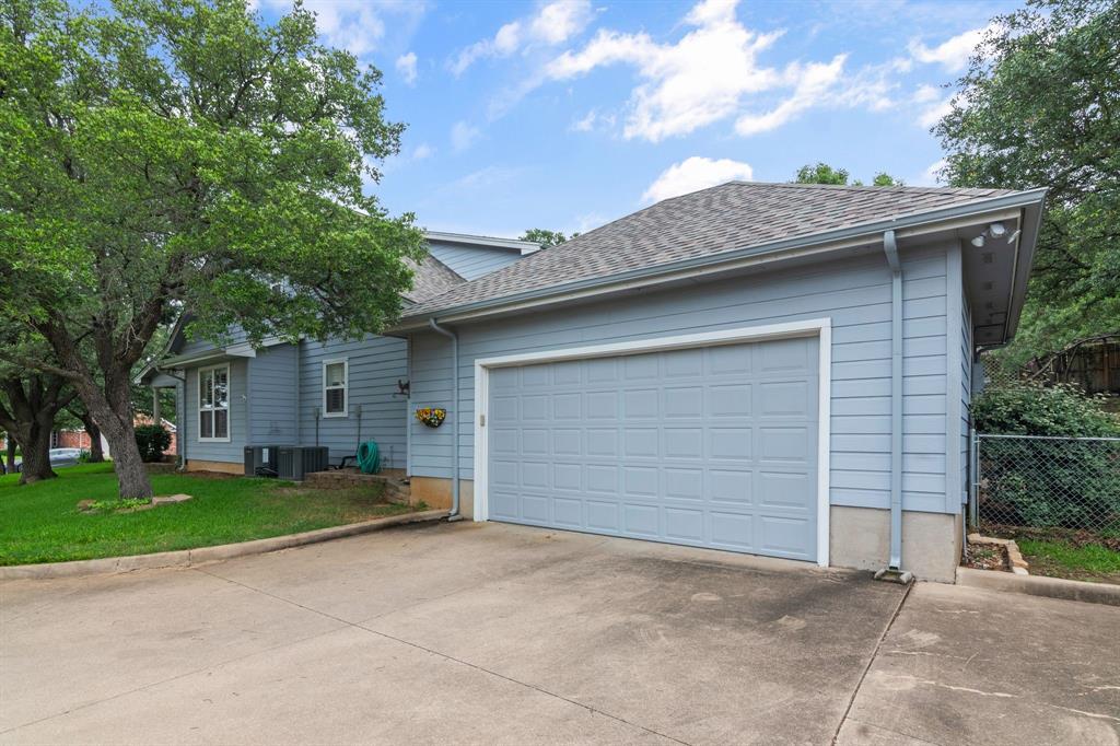 504 Hilltop Place