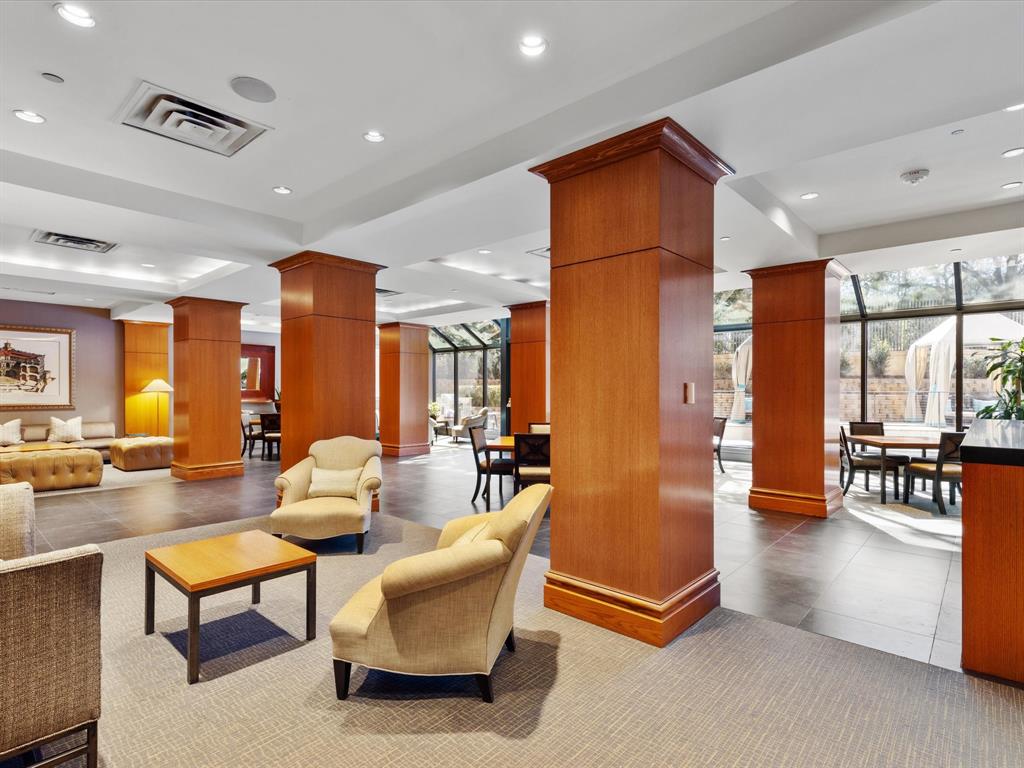 Latour Condo - Residential