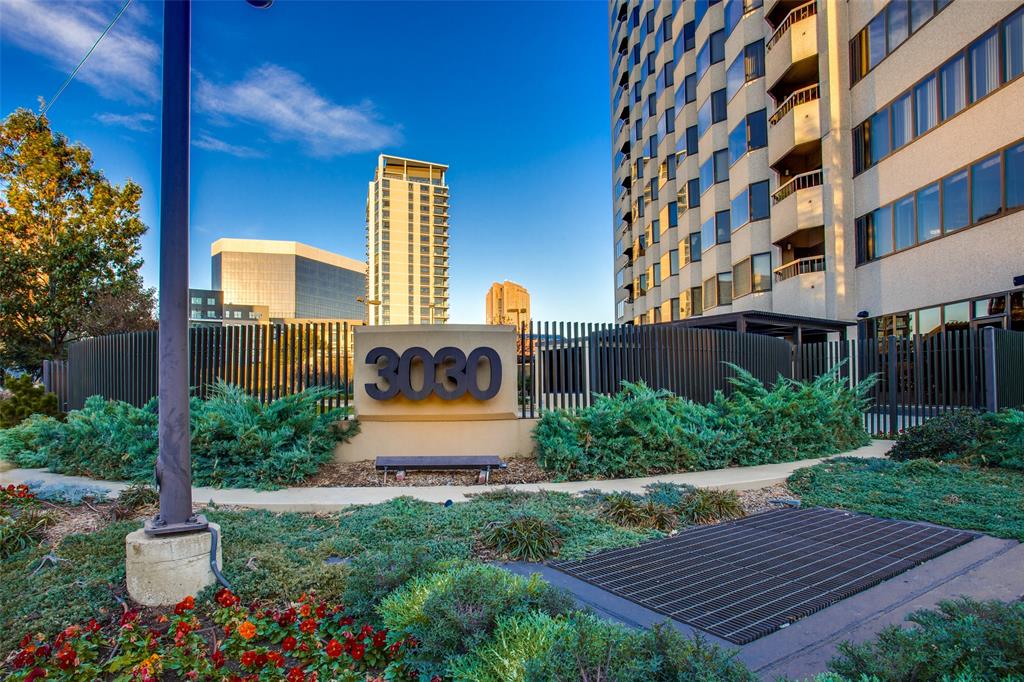 Latour Condo - Residential