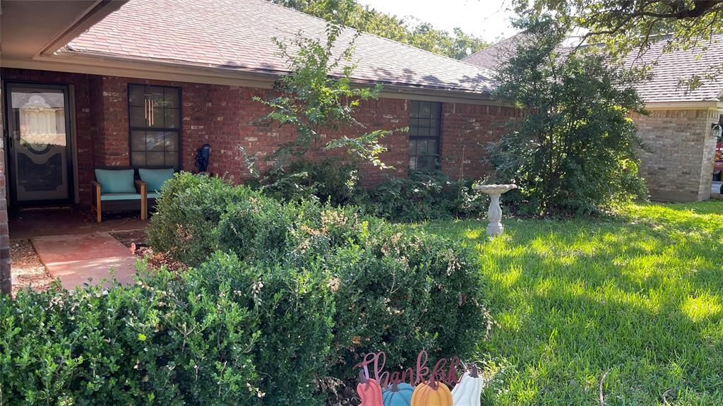 Photo of 1809 N Cypress Avenue, Stephenville, TX 76401 (MLS # 21157790)