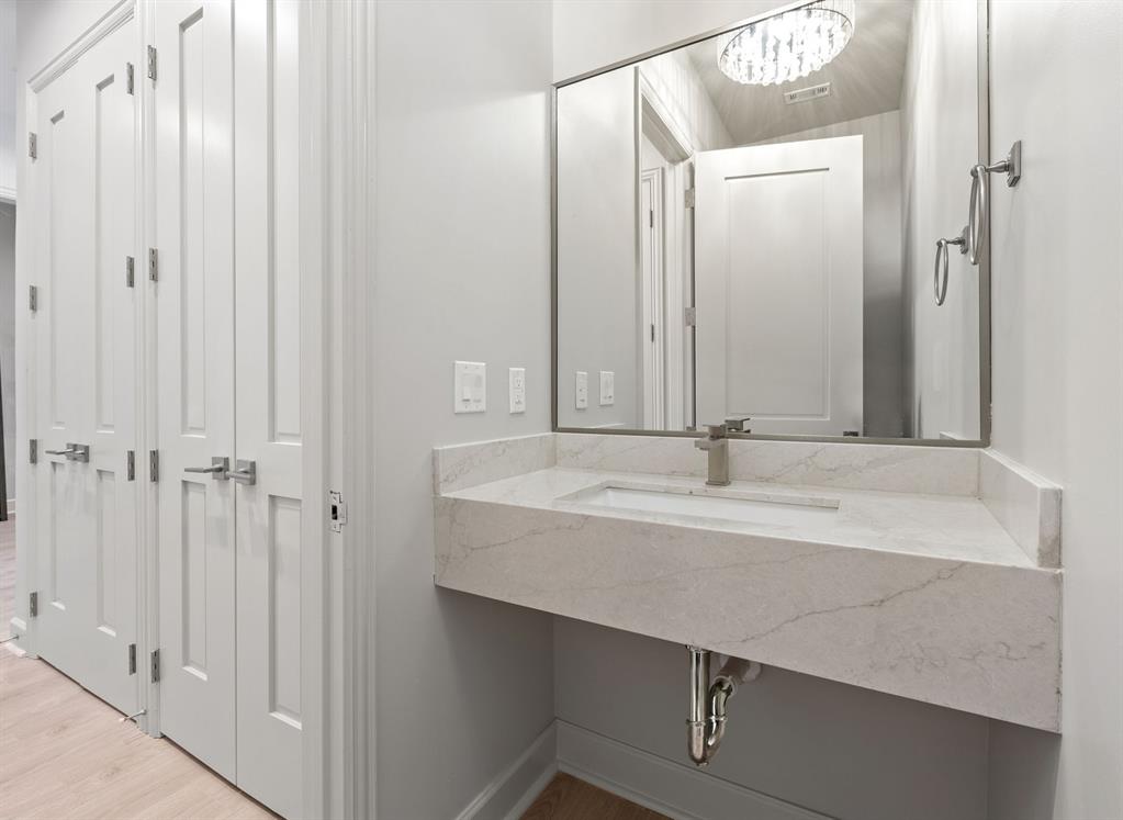 Mansfield R A - Residential