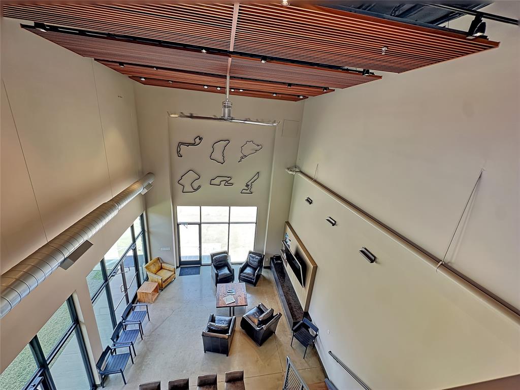 Garages Of Texas At Willow Bend - Commercial Sale