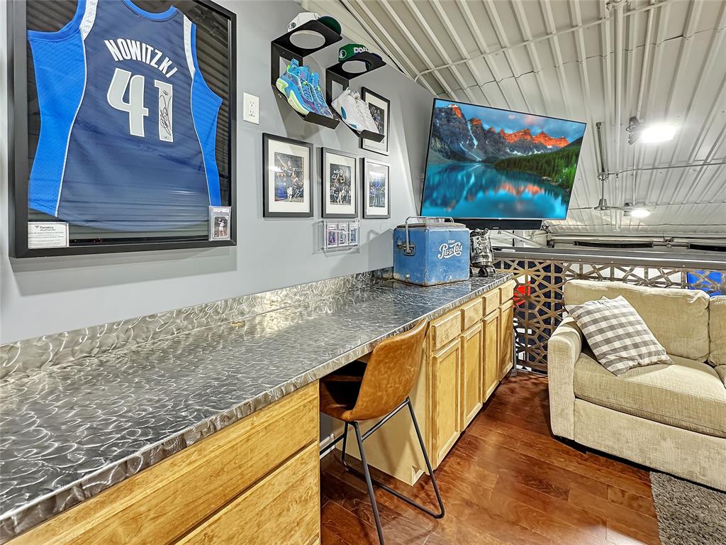 Garages Of Texas At Willow Bend - Commercial Sale