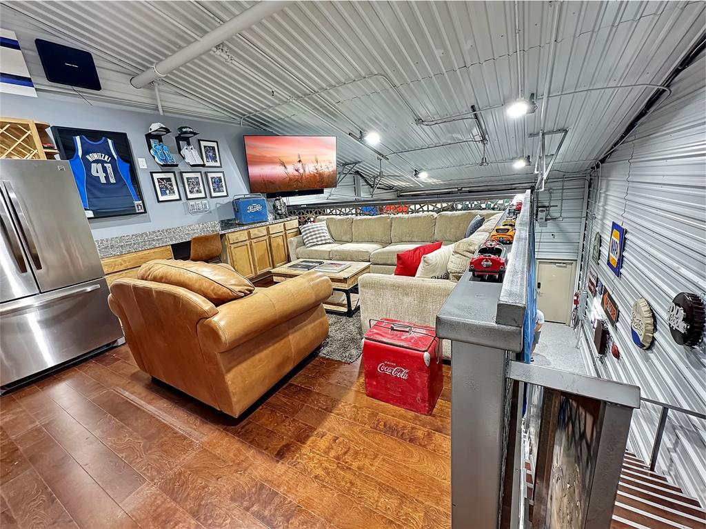 Garages Of Texas At Willow Bend - Commercial Sale