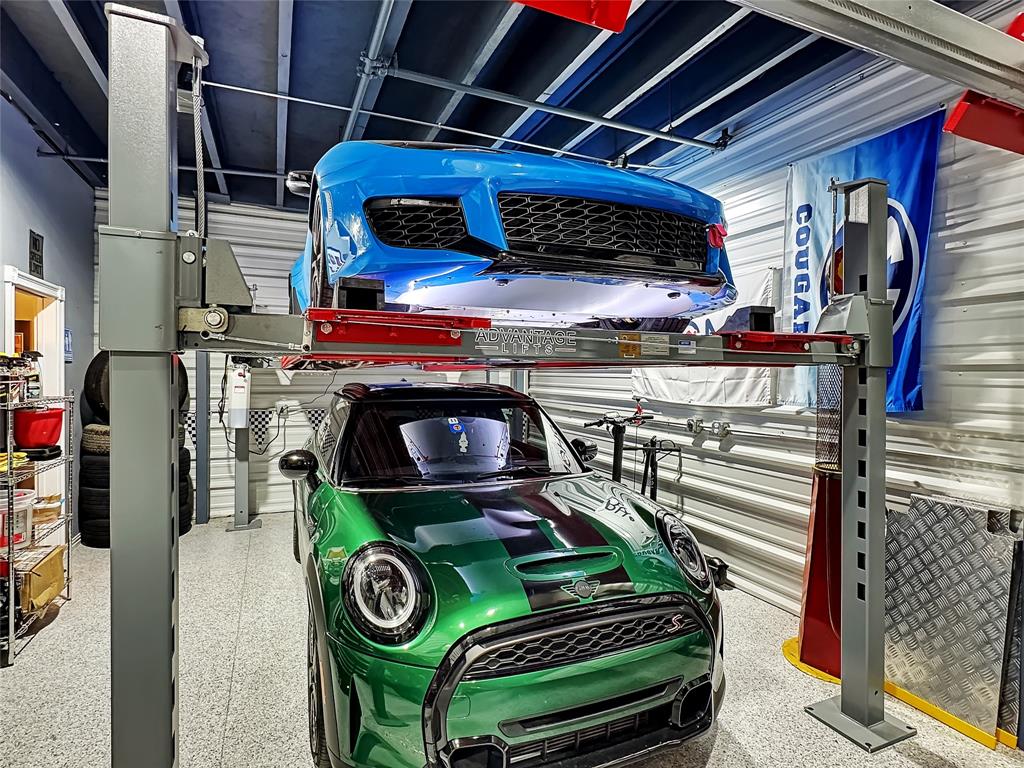 Garages Of Texas At Willow Bend - Commercial Sale