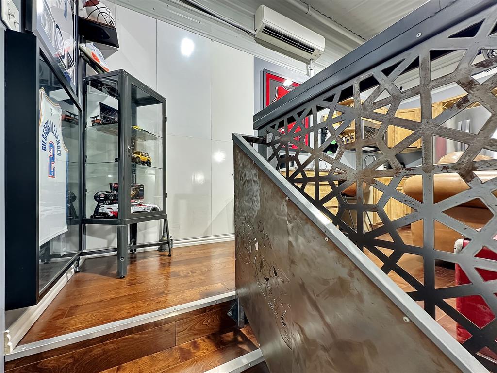 Garages Of Texas At Willow Bend - Commercial Sale