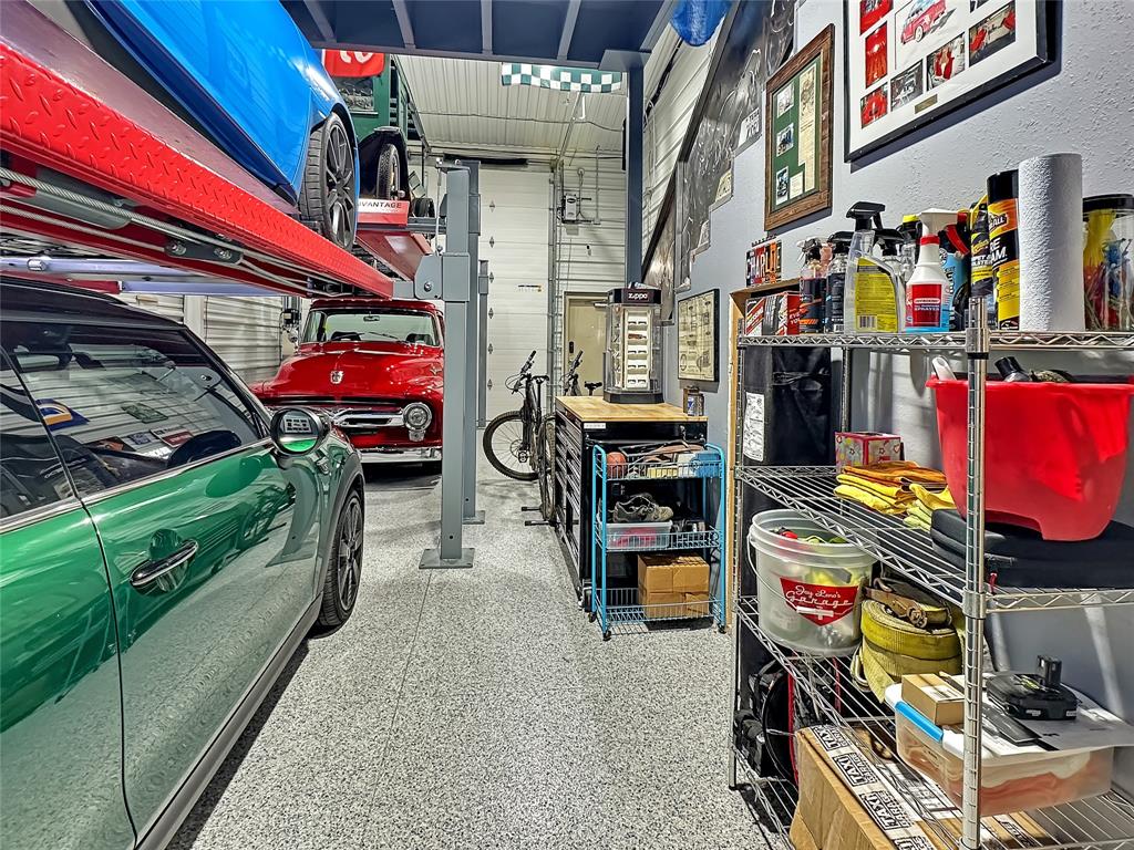 Garages Of Texas At Willow Bend - Commercial Sale