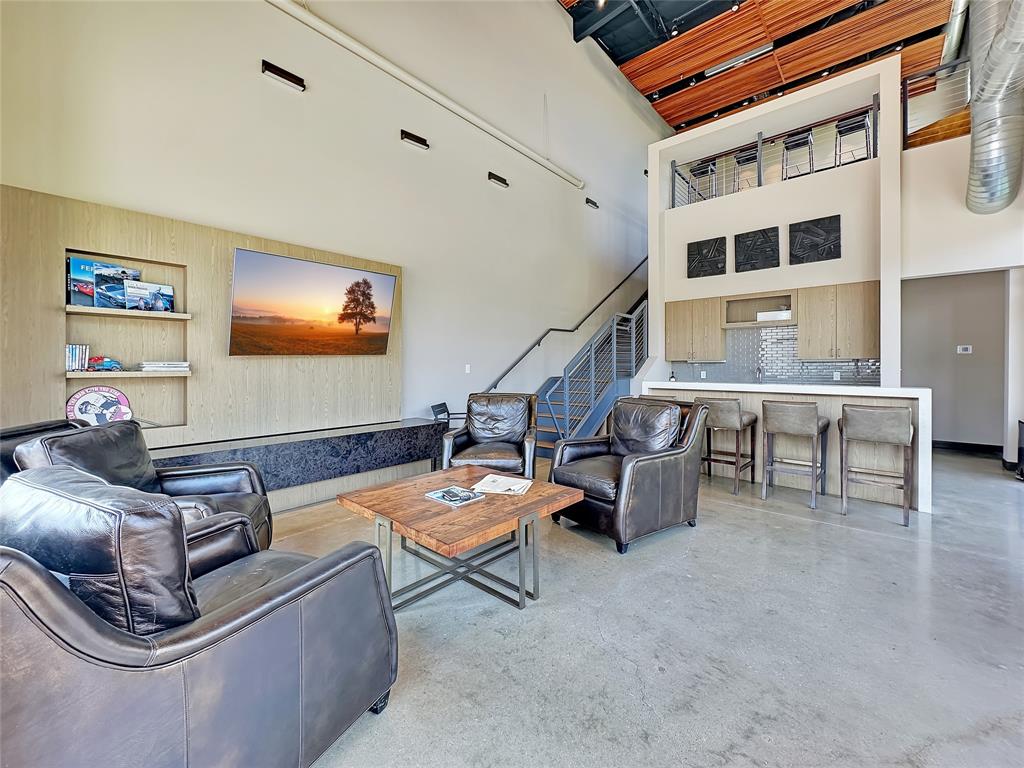 Garages Of Texas At Willow Bend - Commercial Sale