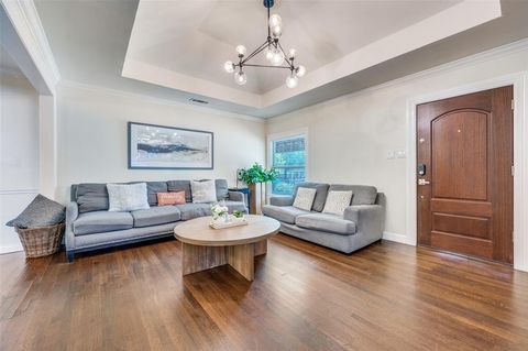 2619 Kingston Street Dallas TX 75211