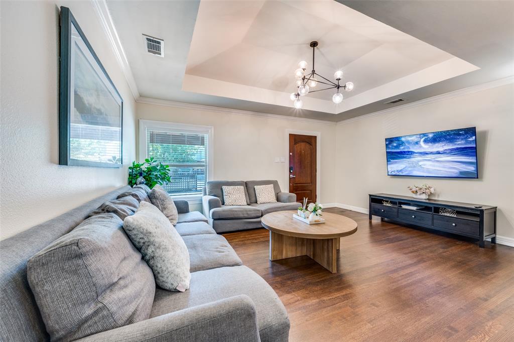 2619 Kingston Street