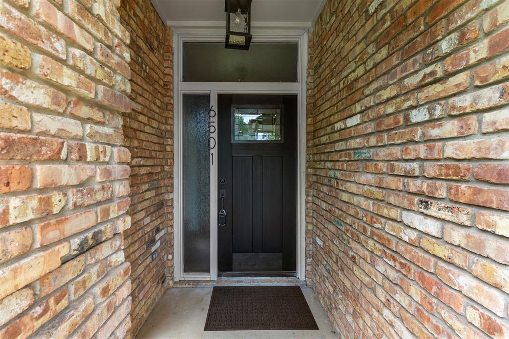 6501 Lake Side Circle