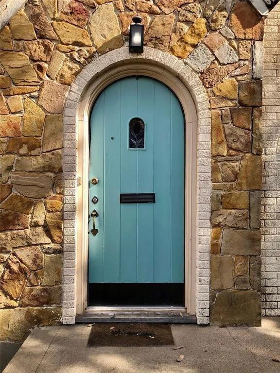 Bluebonnet Hills - Residential Lease