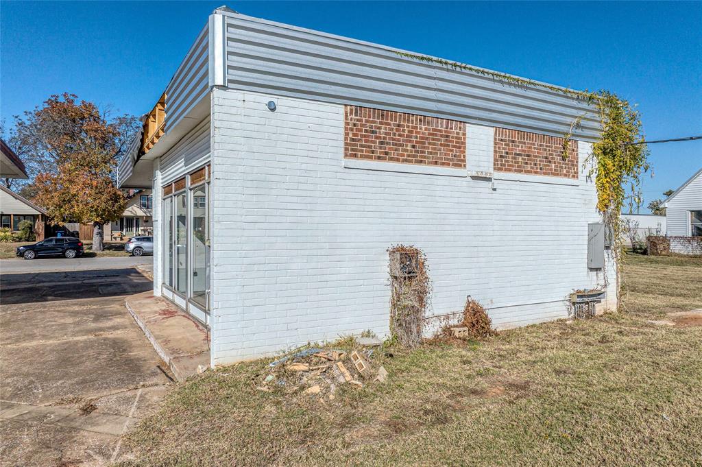 Otp Denison - Commercial Sale