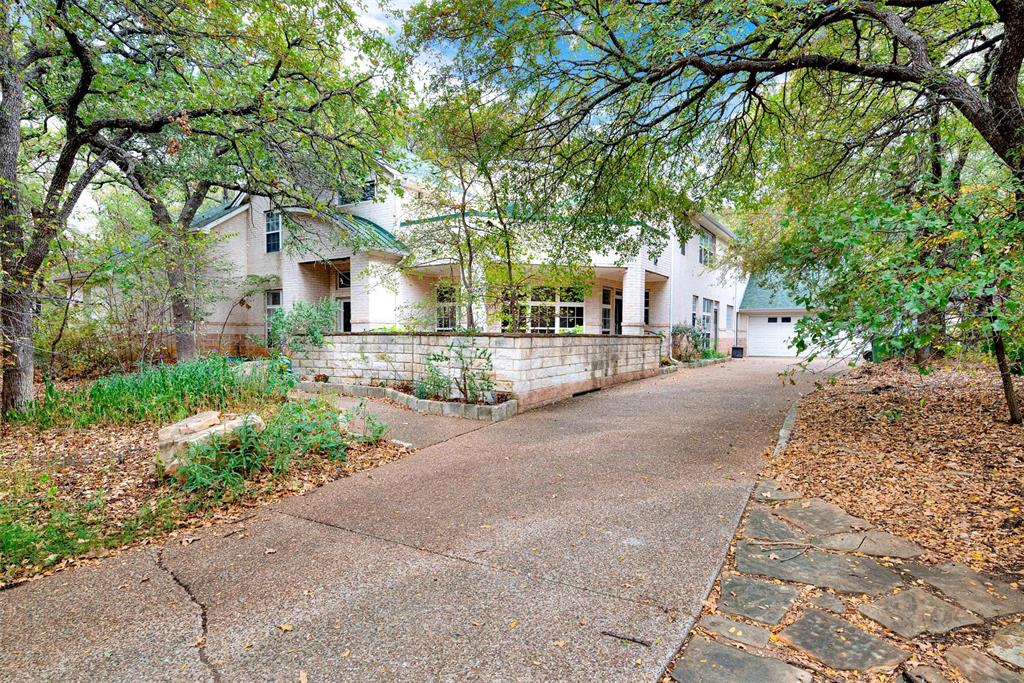 Emerald Sound At Lake Lewisvil - Residential