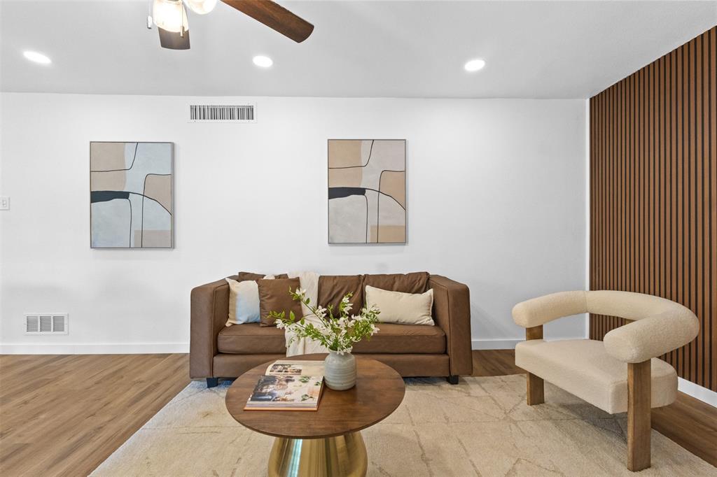 Lake Park Village 01 - Residential