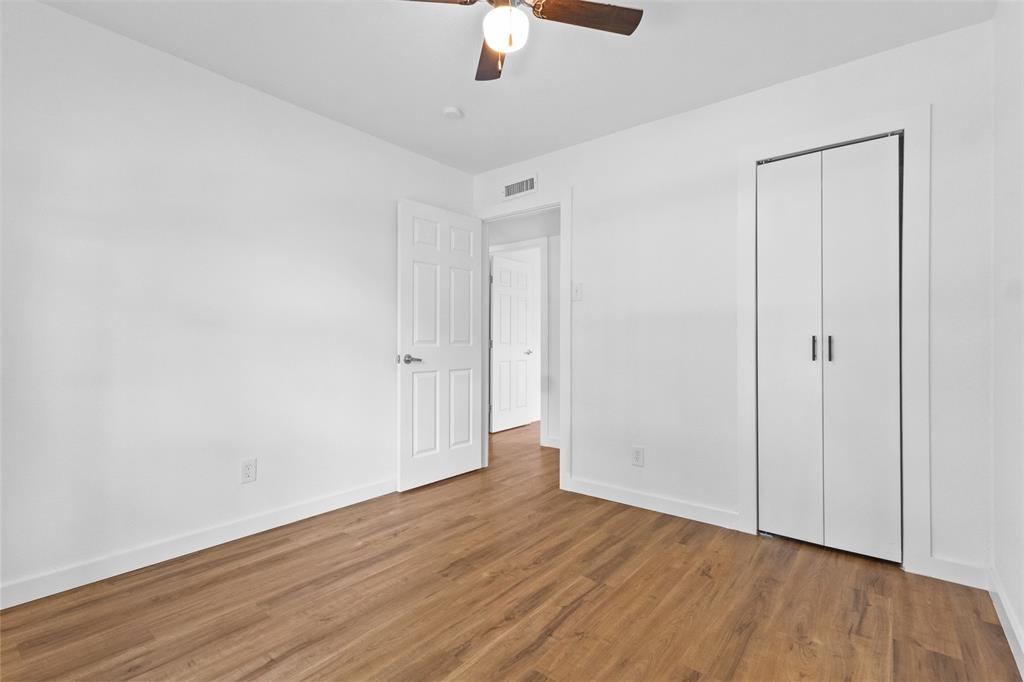 Lake Park Village 01 - Residential