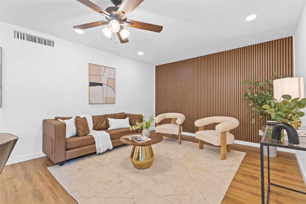 Lake Park Village 01 - Residential