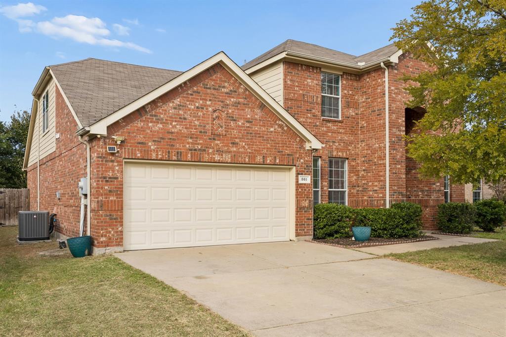 861 Crockett Drive