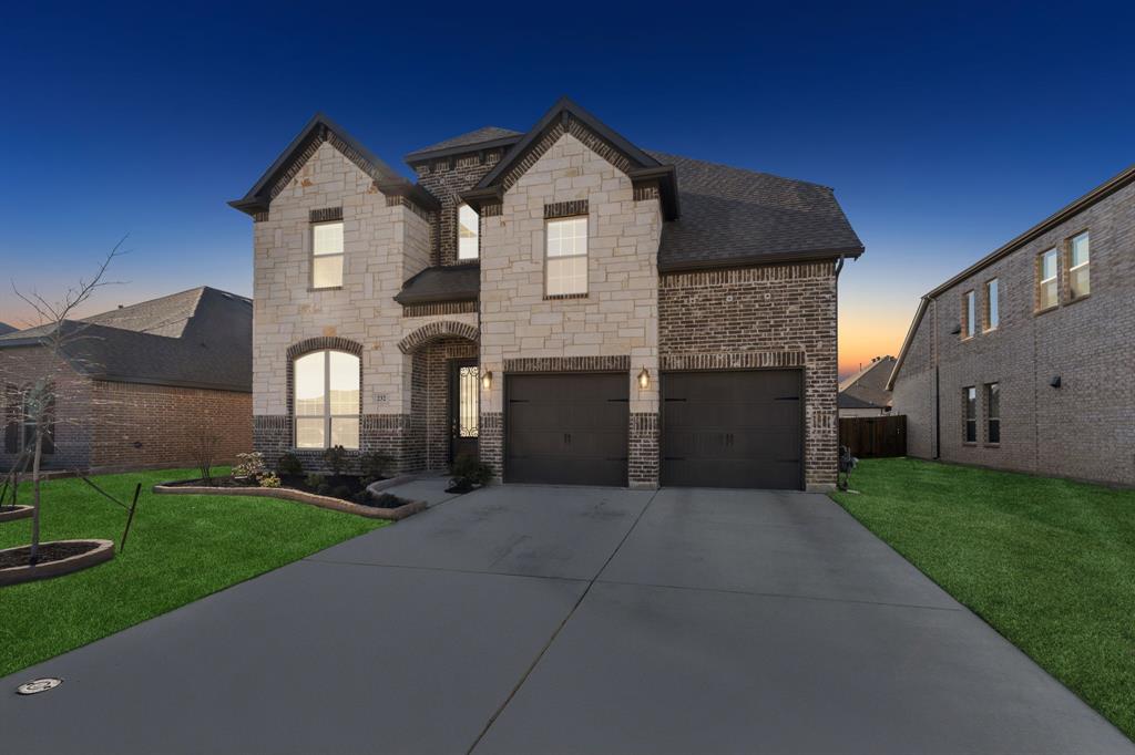 232 Lakewood Lane
