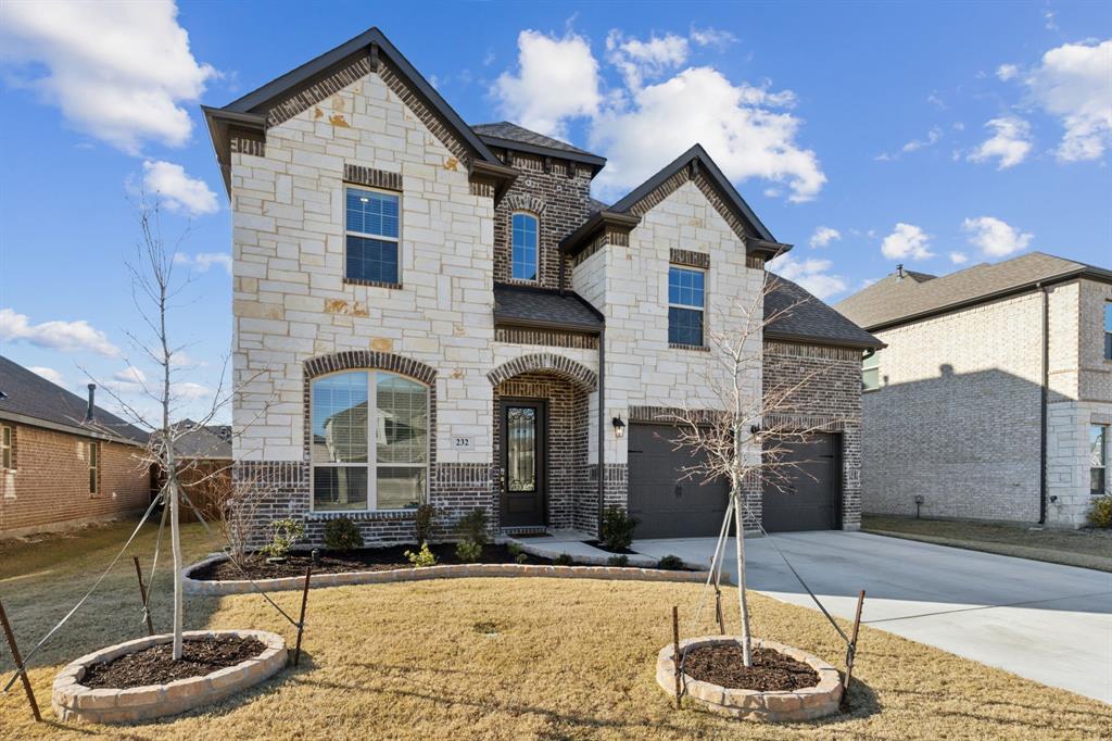 232 Lakewood Lane